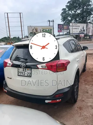 Toyota RAV4 LE 4dr SUV (2.5L 4cyl 6A) 2015 White