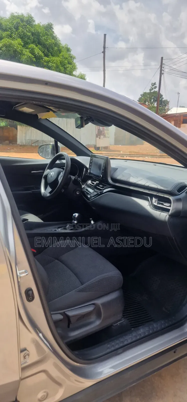 Toyota C-HR LE FWD 2019 Gray