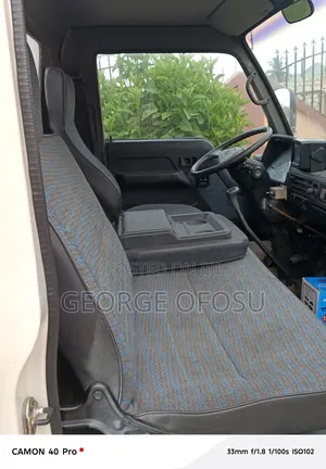 Hyundai Mighty 1
