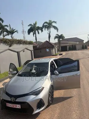 Toyota Corolla 2019 Silver