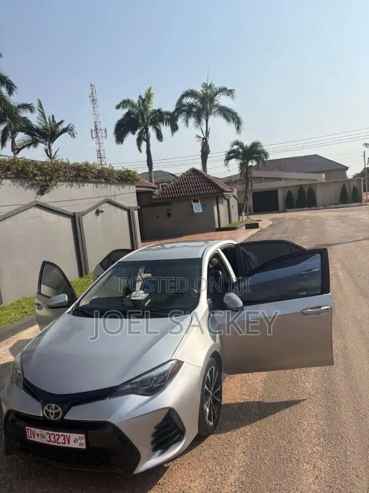 Toyota Corolla 2019 Silver