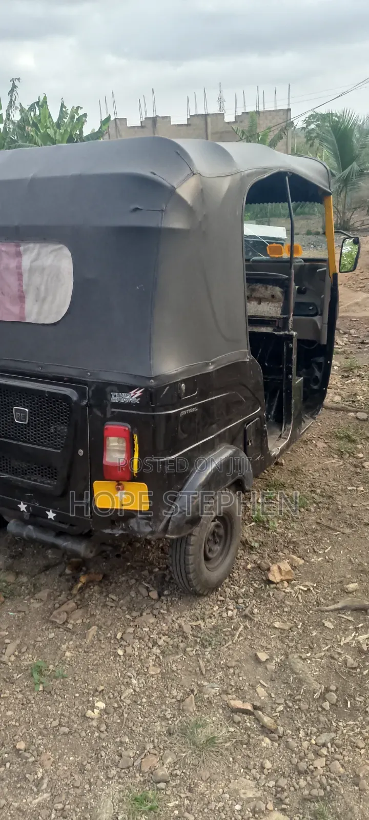 Bajaj RE 2022 Black