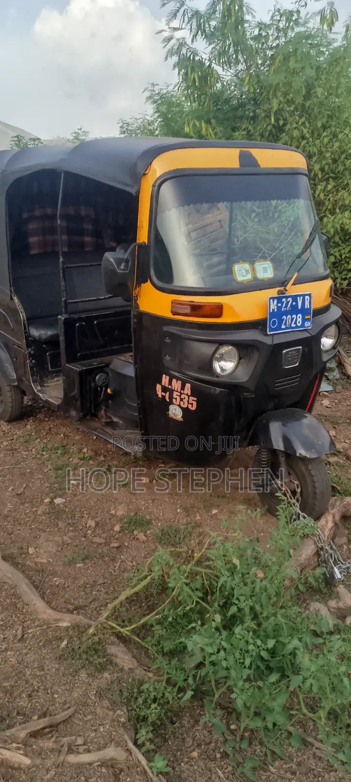 Bajaj RE 2022 Black