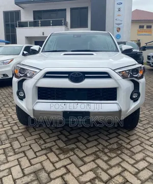 Toyota 4-Runner TRD Off Road 2021 White
