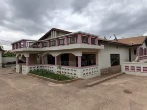 5bdrm House in Twumduase.( Near, Kumasi Metropolitan for sale