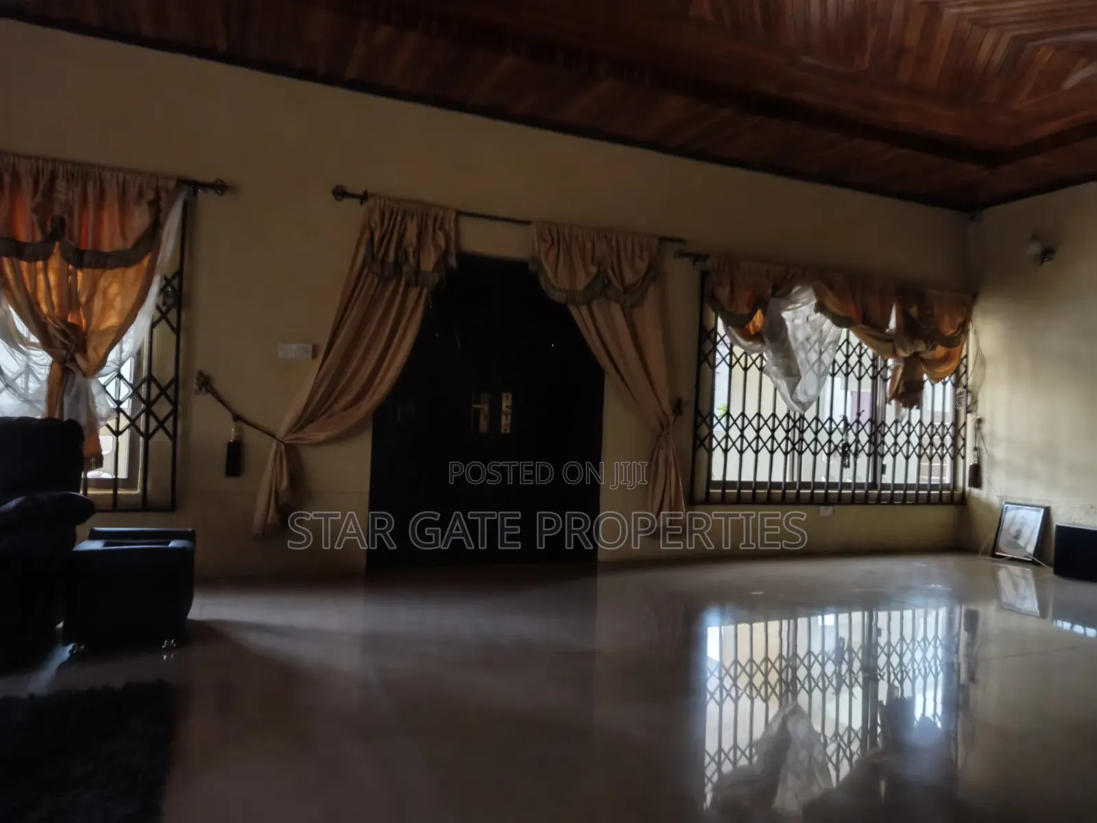 5bdrm House in Twumduase.( Near, Kumasi Metropolitan for sale