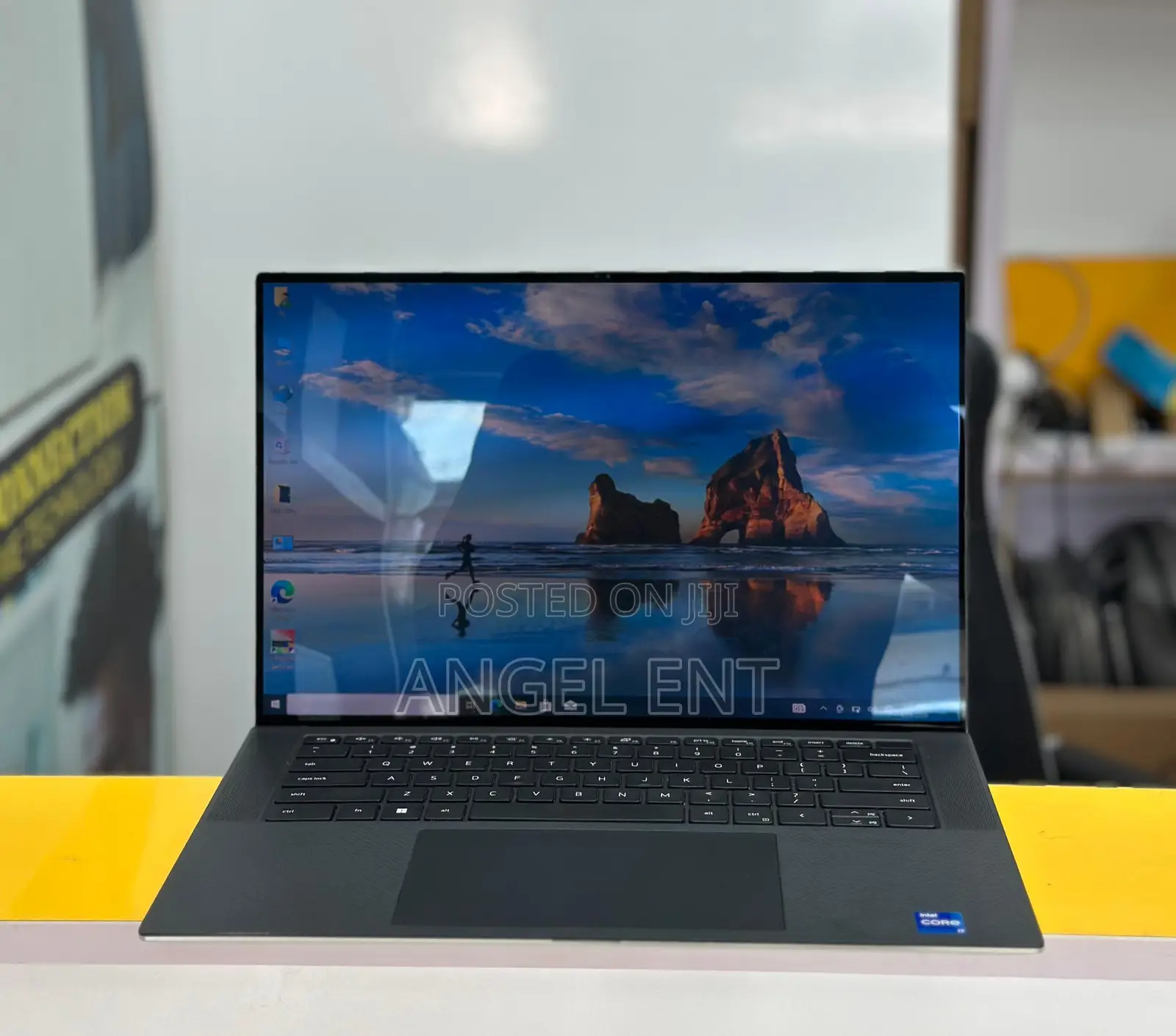 Laptop Dell XPS 15 9510 16GB Intel Core i7 SSD 512GB