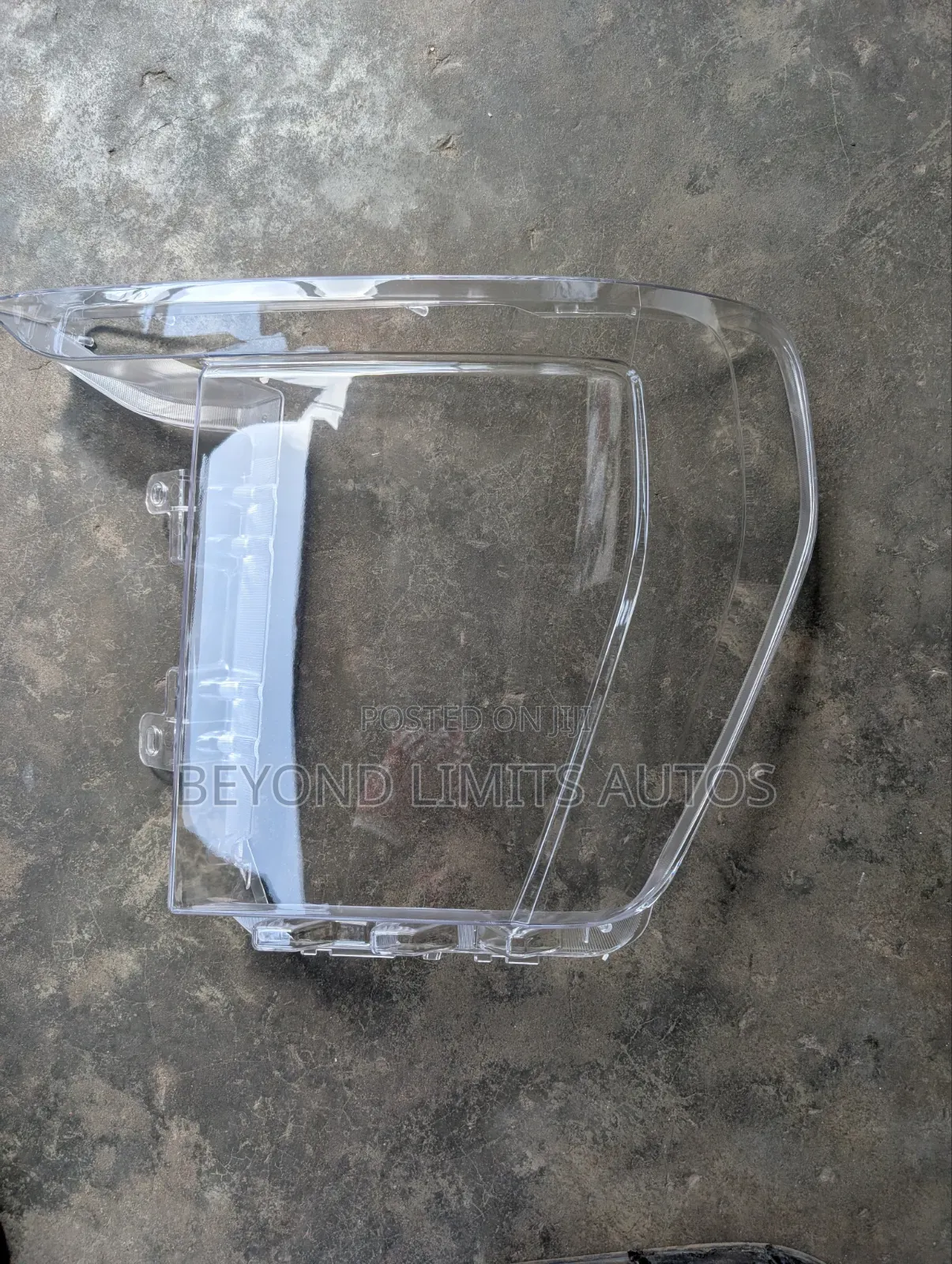 Ford F-150 2019,2020,2021,2022,2022 Headlight Glass / Cover