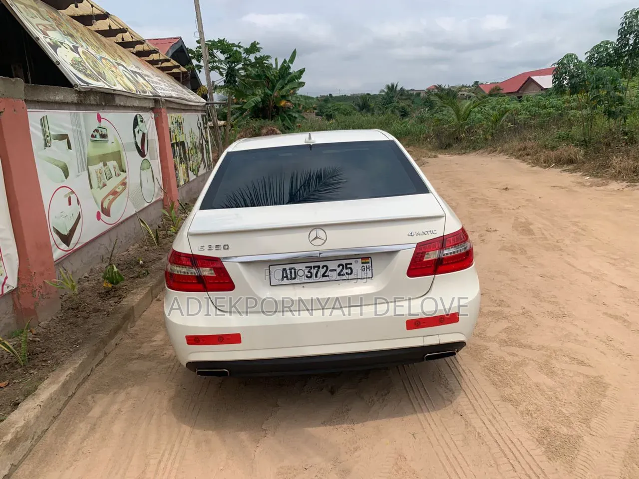 Mercedes-Benz E350 2012 Off white