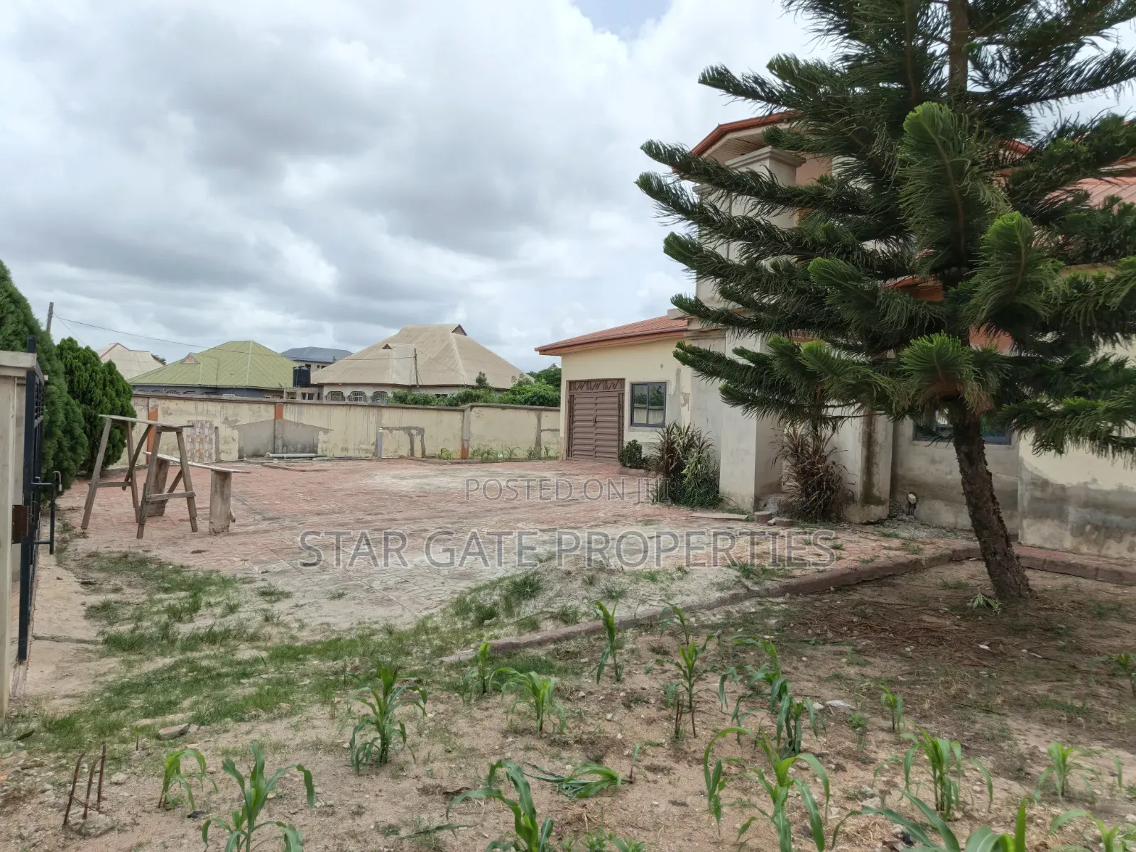 4bdrm House in Kenyasi Nwamasi, Kumasi Metropolitan for sale