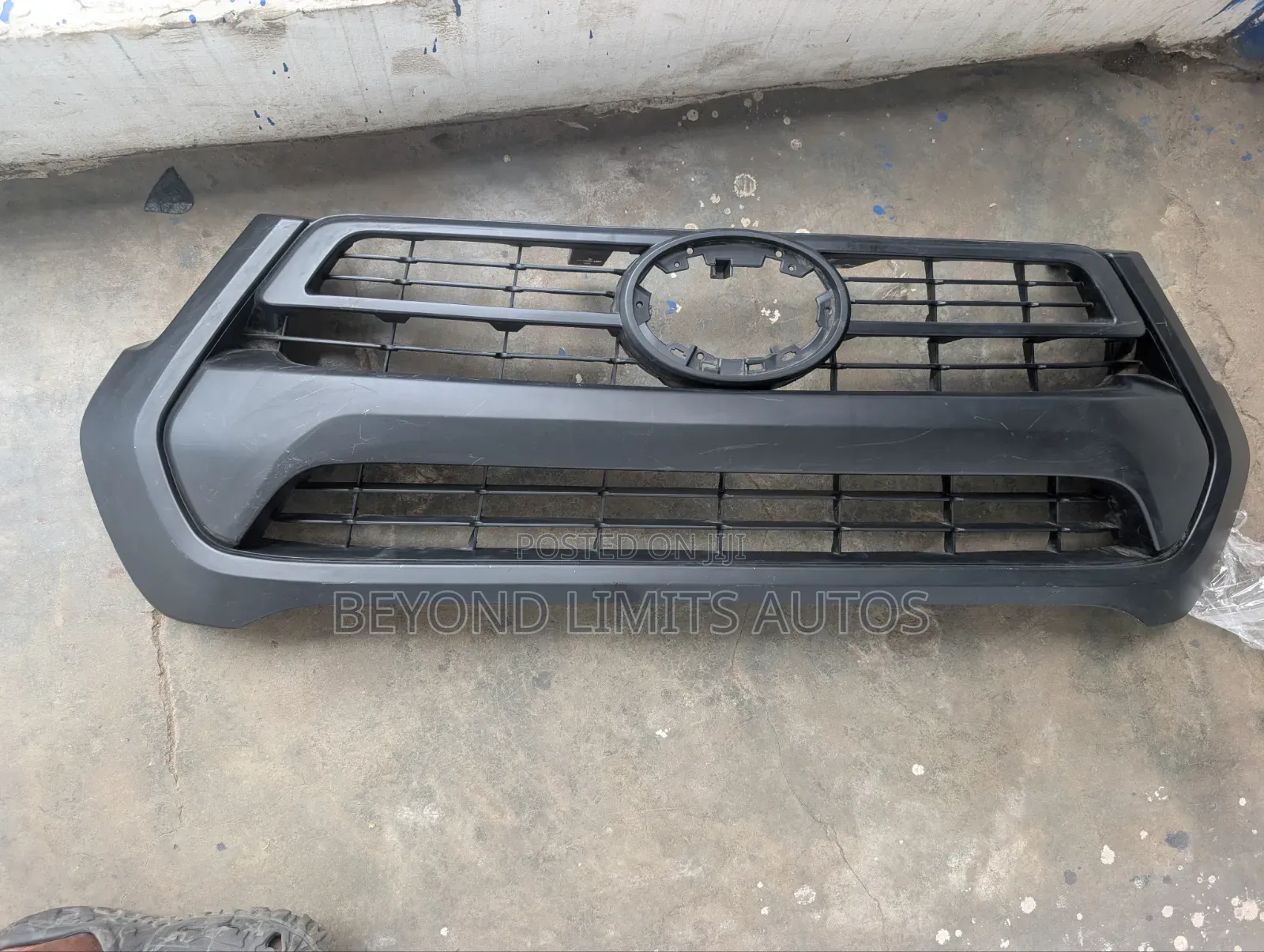 Toyota Hilux 2020,2021,2022 Top Grille
