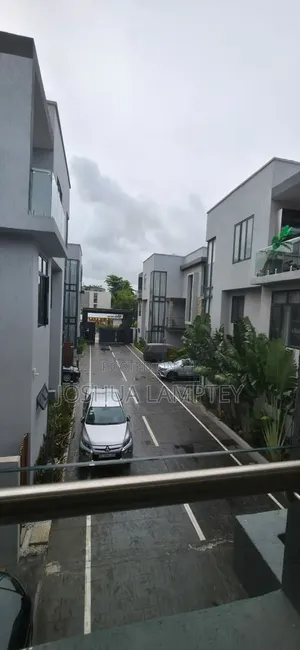 Furnished 4bdrm Villa in Cantonment Estate, US Embassy Area for rent