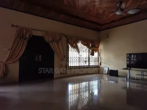 5bdrm House in Near Ayeduase, Kumasi Metropolitan for sale