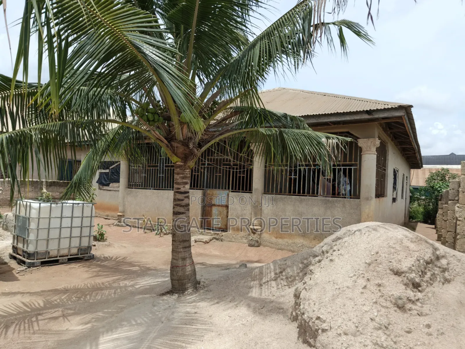 4bdrm House in Kenyasi Nwamasi, Kumasi Metropolitan for sale
