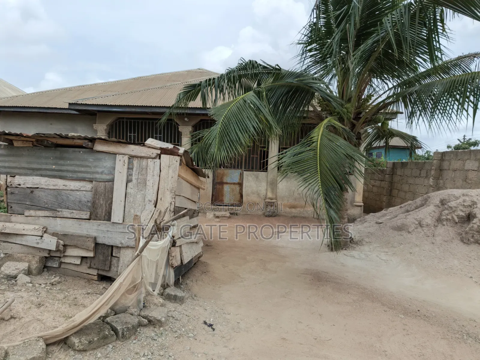 4bdrm House in Kenyasi Nwamasi, Kumasi Metropolitan for sale