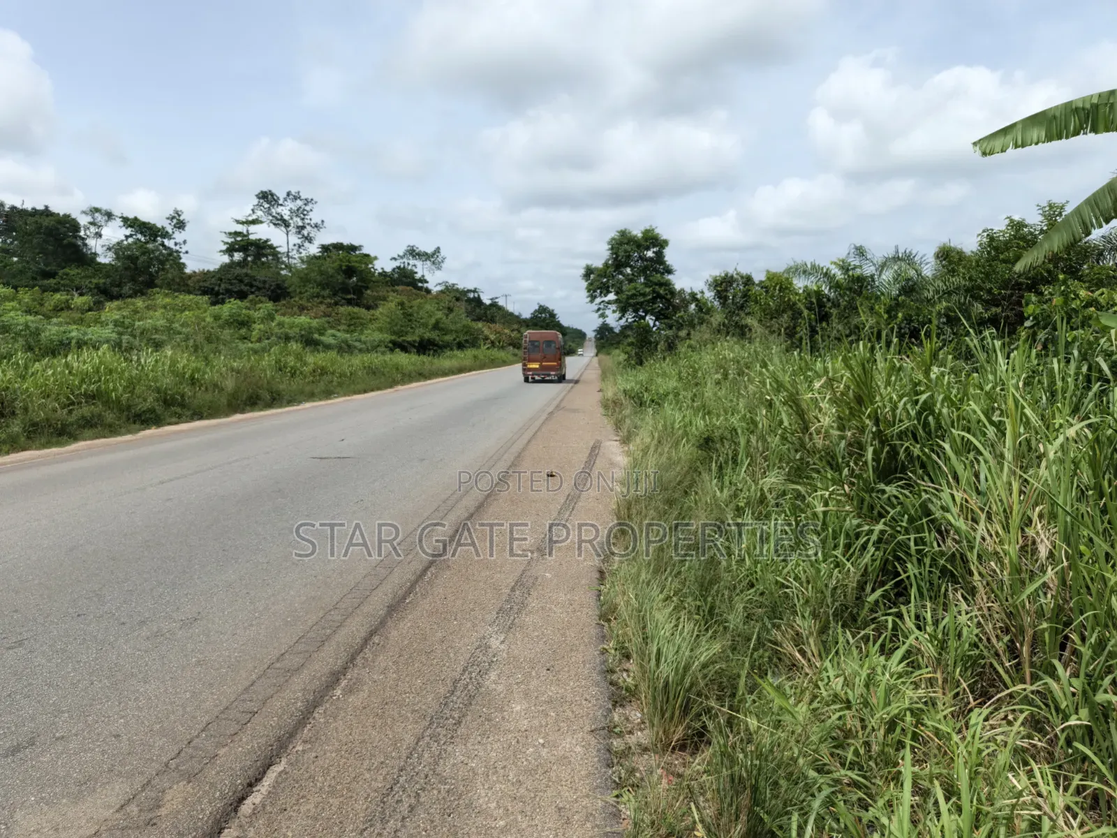 16 Plots Highway Road Side for Sale at Otakrom ( Nyinahin) Bibiani Rd