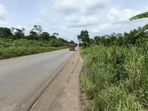 16 Plots Highway Road Side for Sale at Otakrom ( Nyinahin) Bibiani Rd