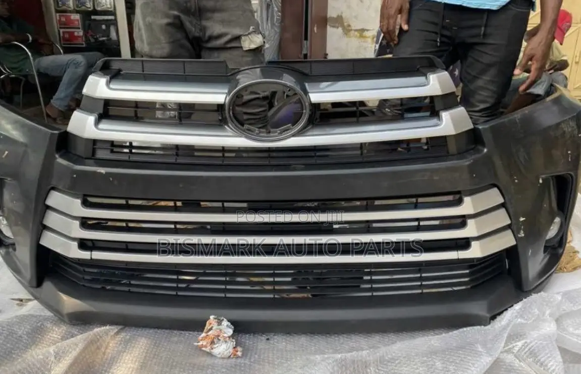 Toyota Highlander 2017 2018 2019 Front Bumper Complete