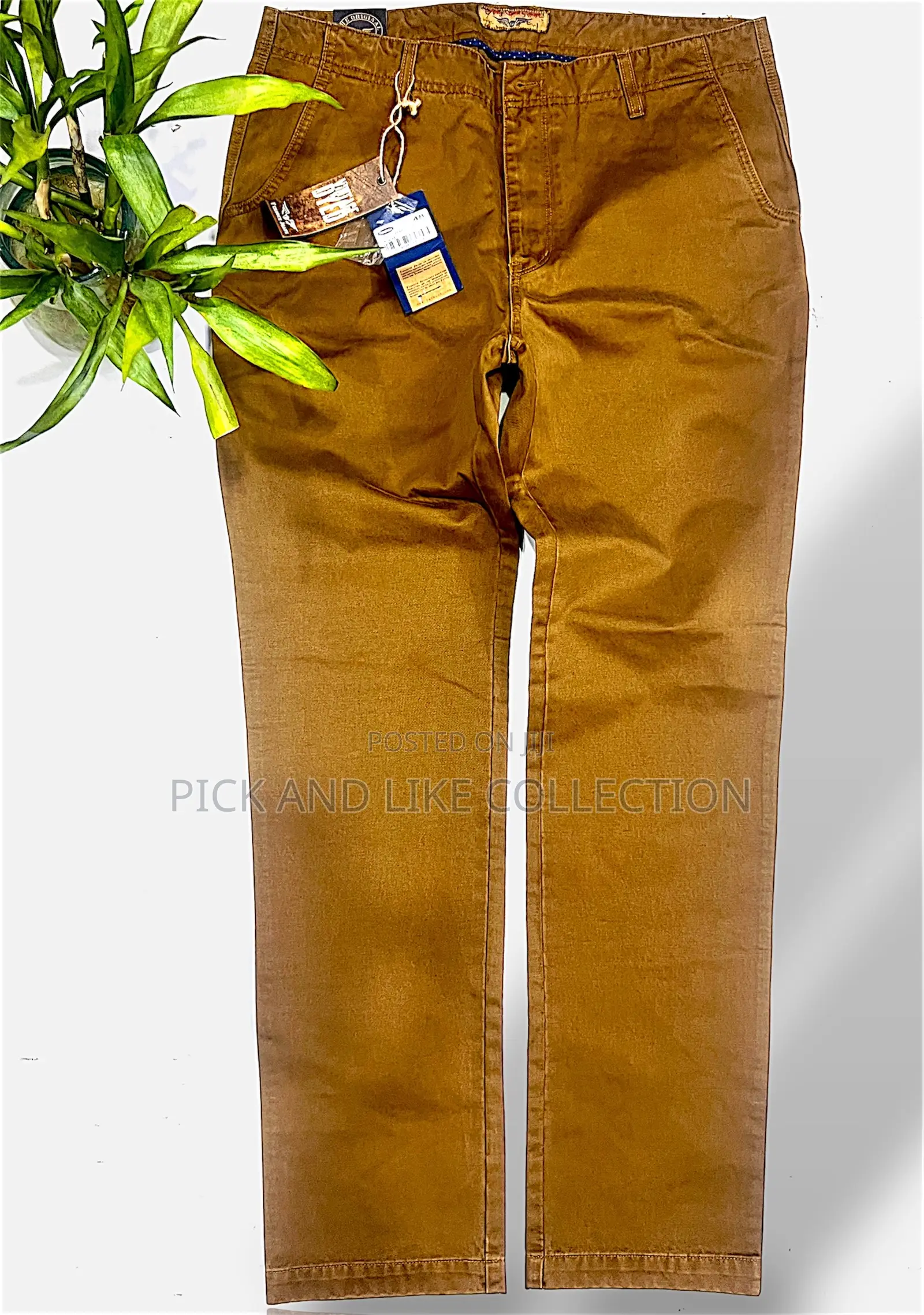 Clean Khakis That Upgrade the Whole Outfit.