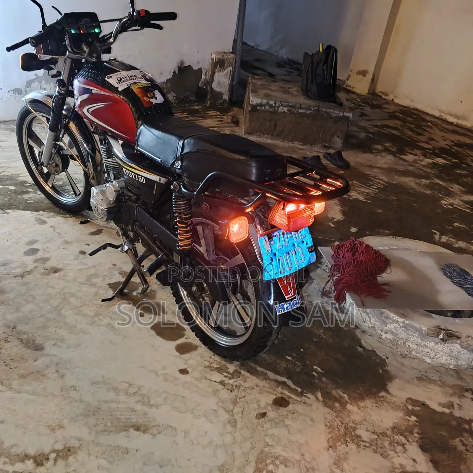 Royal Motorcycle 2010 Red