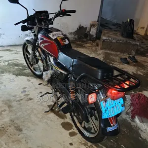 Royal Motorcycle 2010 Red