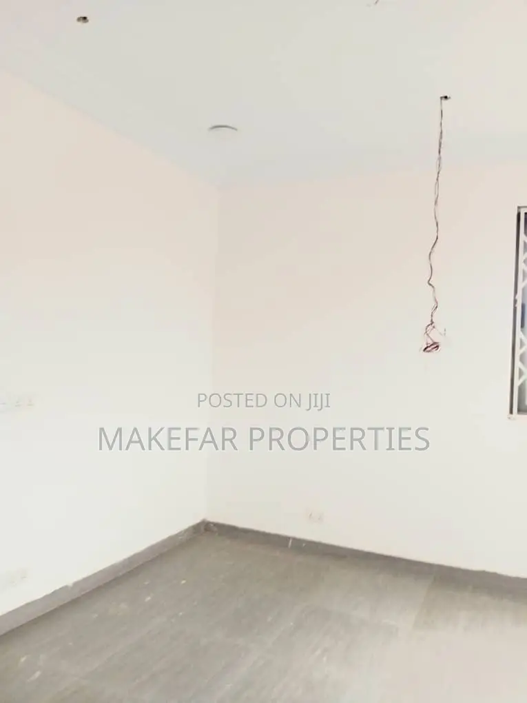 2bdrm Apartment in Madina for rent