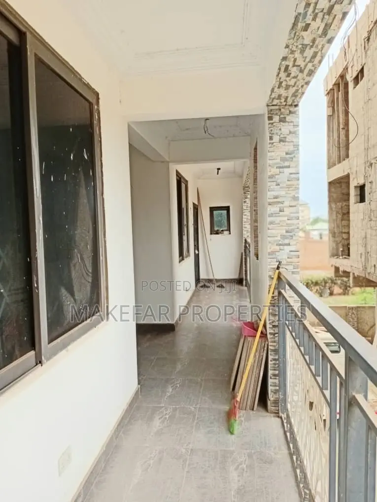 2bdrm Apartment in Madina for rent