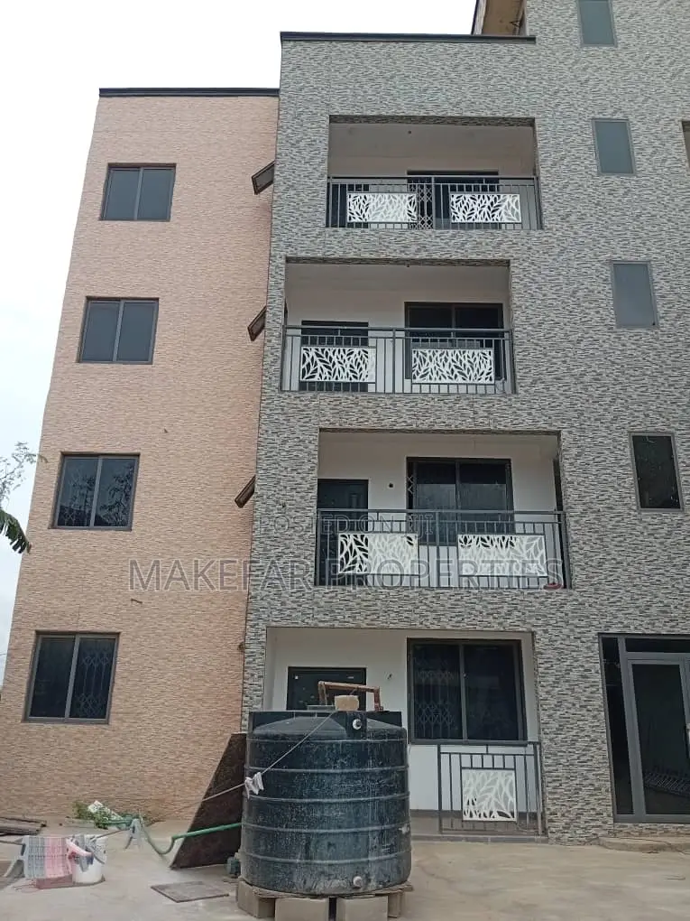 2bdrm Apartment in Madina for rent