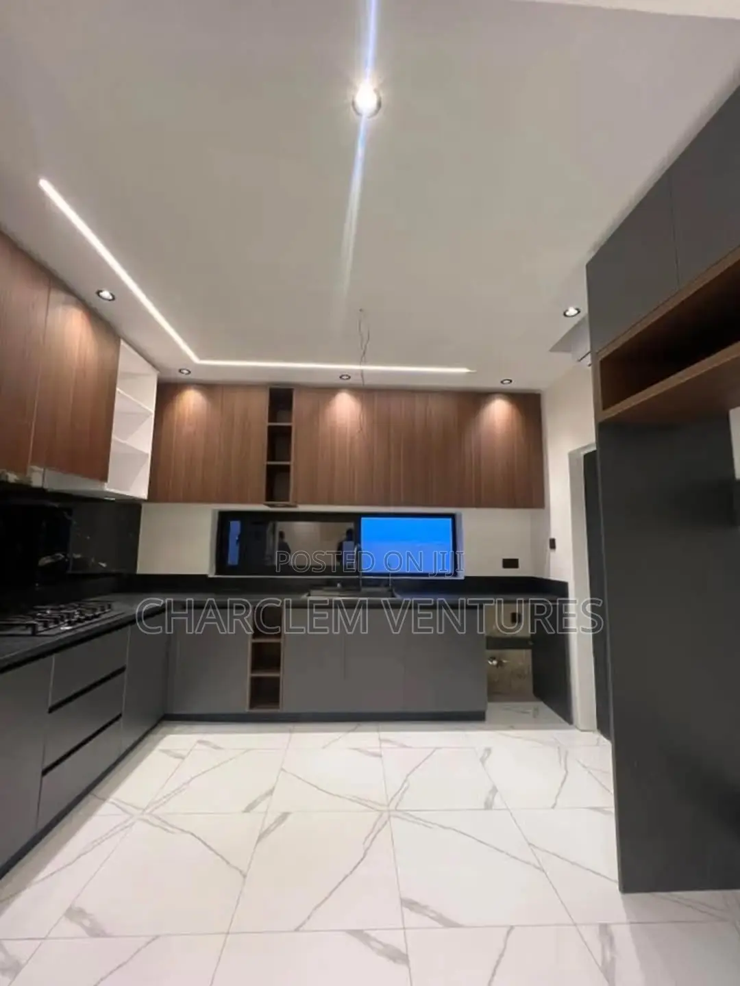 3bdrm House in Charclem Ventures, Adenta for sale