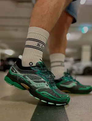 Saucony Progrid Green