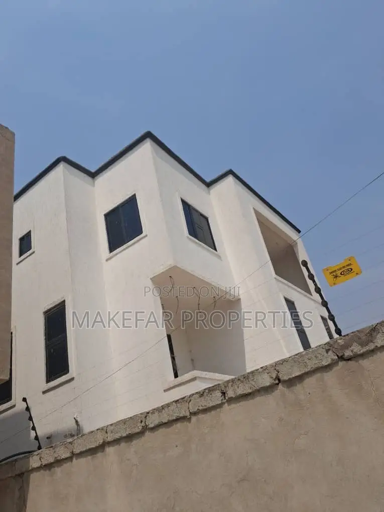 4bdrm House in East Legon for sale