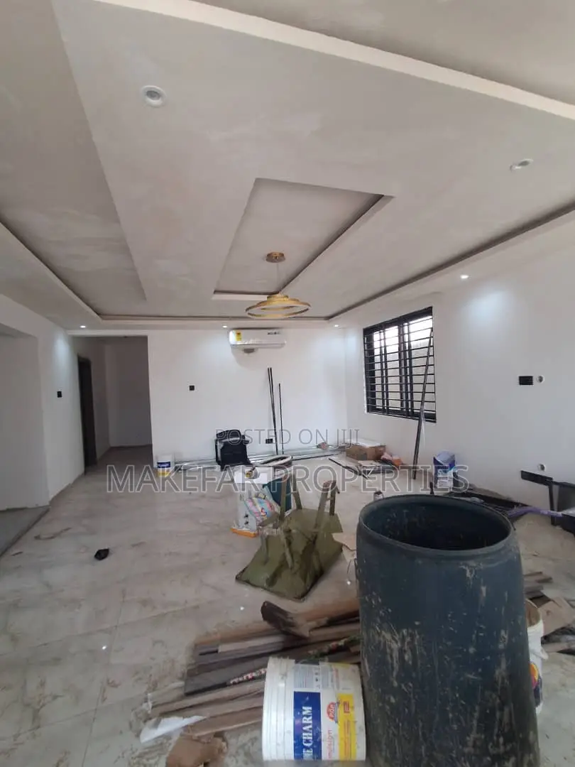 4bdrm House in East Legon for sale