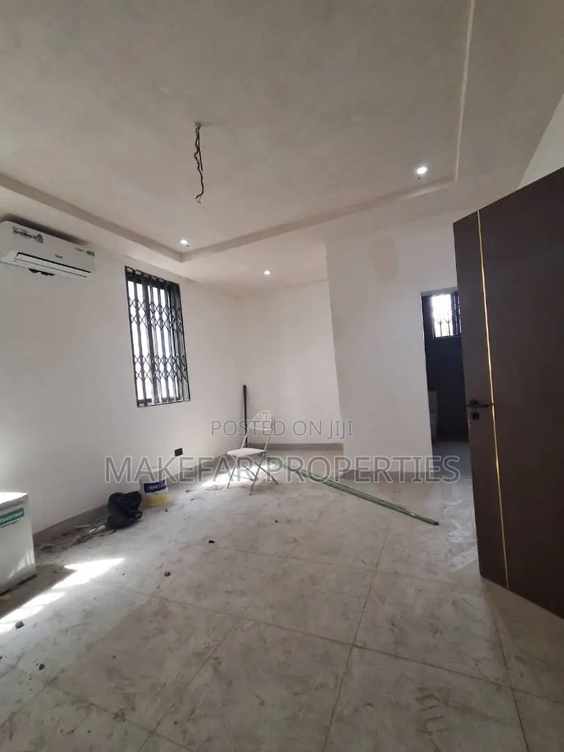 4bdrm House in East Legon for sale