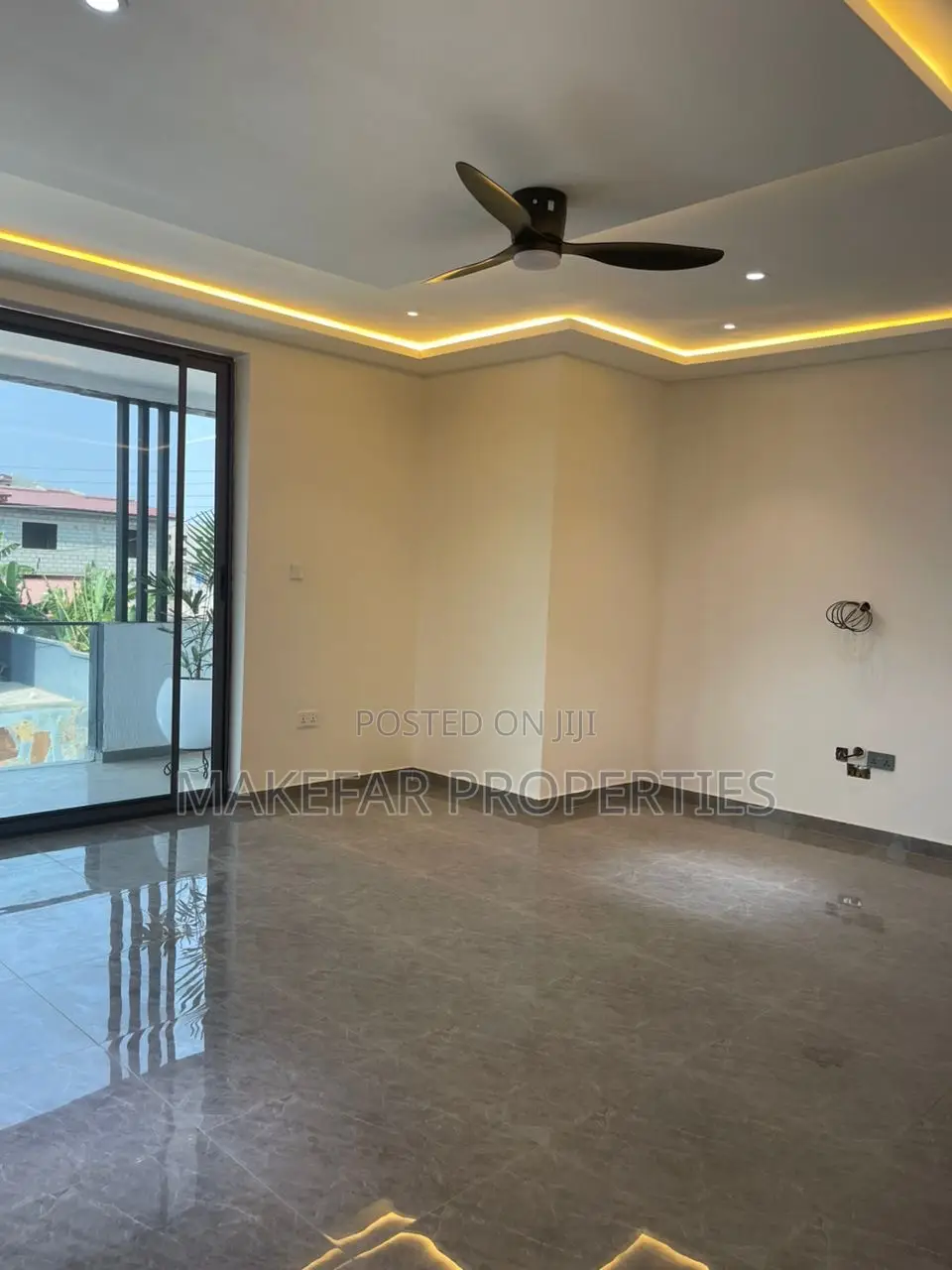4bdrm House in Lake Side Estate for sale