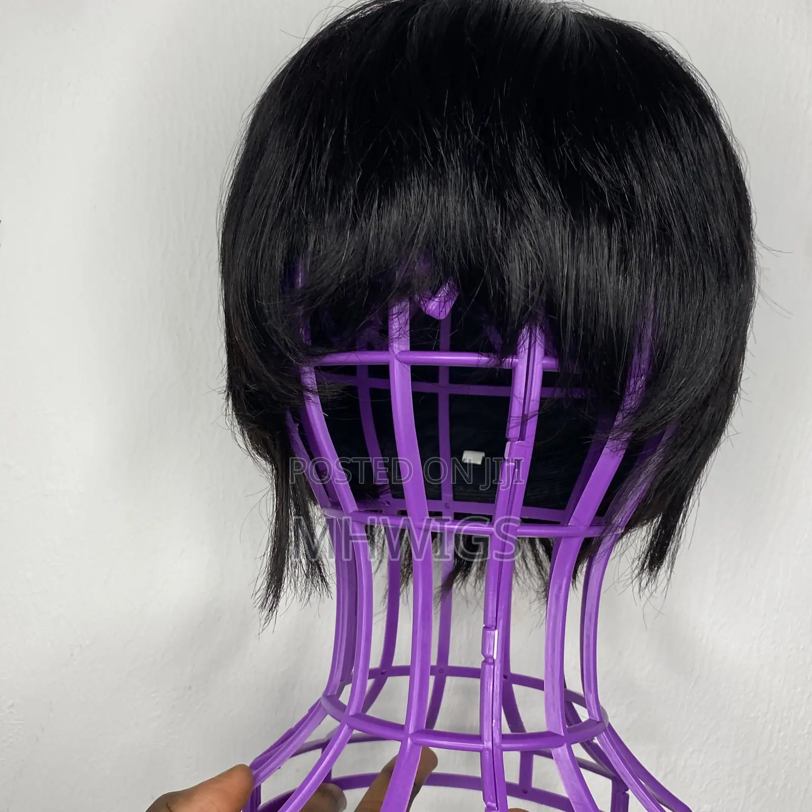 Quality Plastic Wig Stand