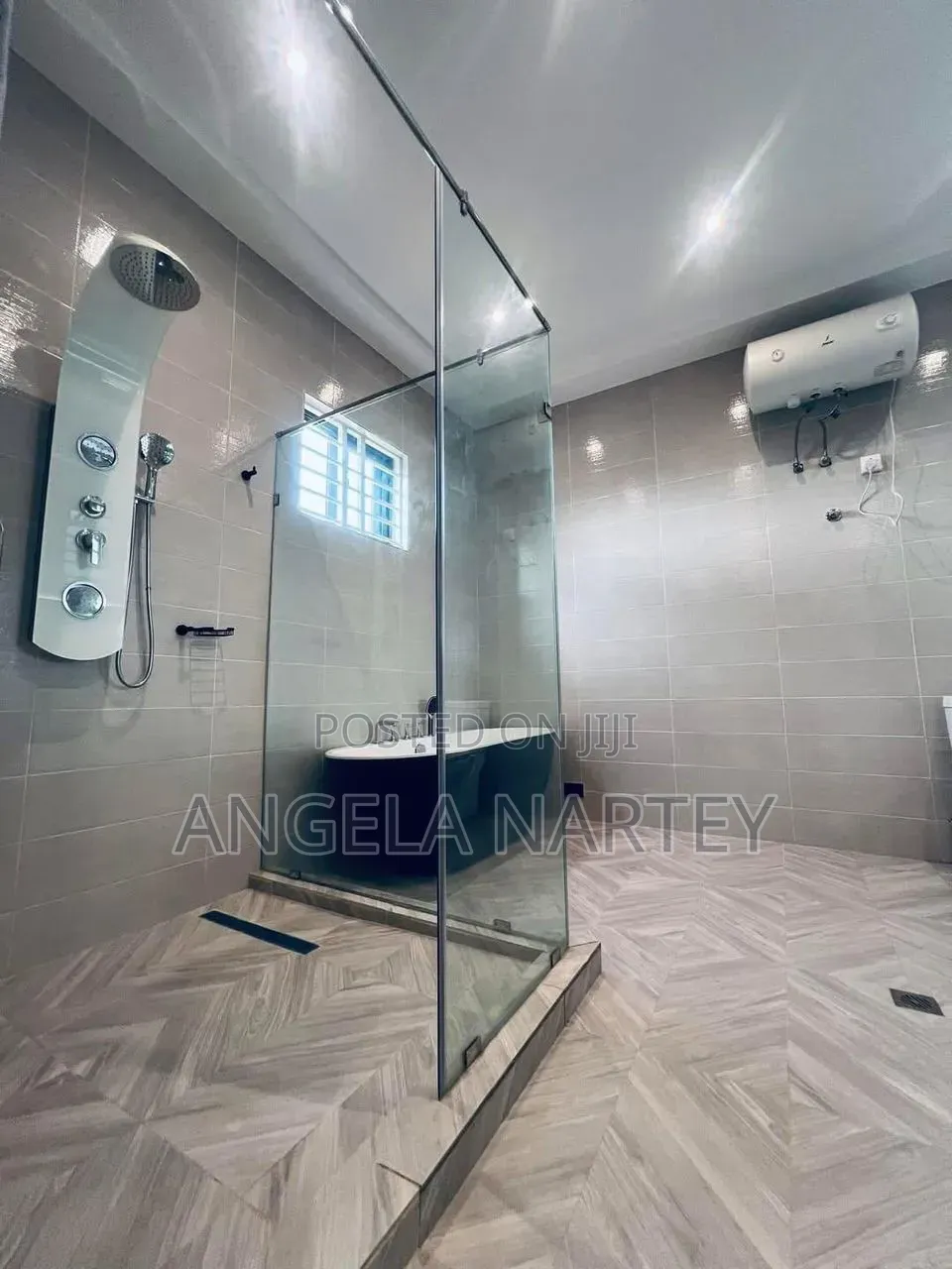 4bdrm House in Ogbojo East Legon, Accra Metropolitan for sale
