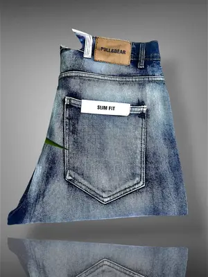 Street-Ready Denim With Premium Energy. Smooth Material, Perfect Cut.