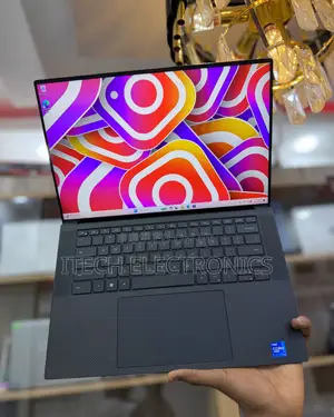 Laptop Dell Precision 5560 32GB Intel Core i7 SSD 512GB