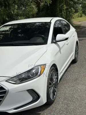 Hyundai Elantra Value Edition Sedan FWD (2.0L 4cyl 6A) 2017 White