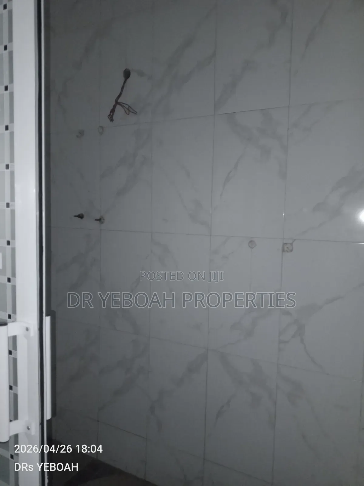 3bdrm House in Spintex Coastal:- 3, Coca Cola for rent