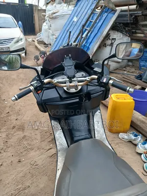 Yamaha Majesty 2020 Black