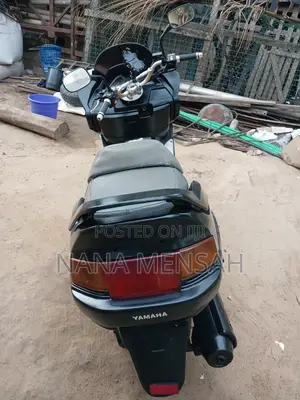 Yamaha Majesty 2020 Black