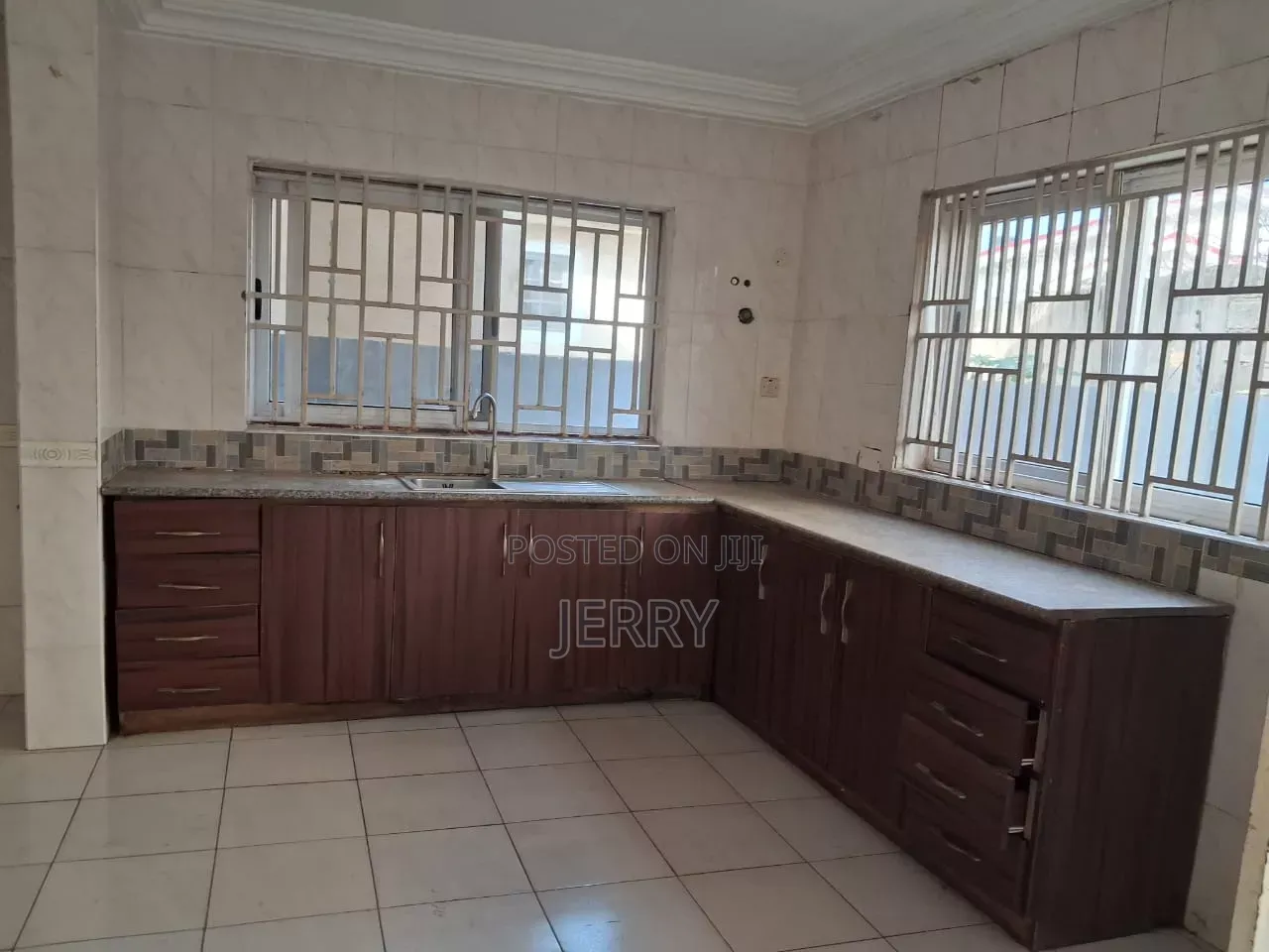 4bdrm House in Prampram for sale