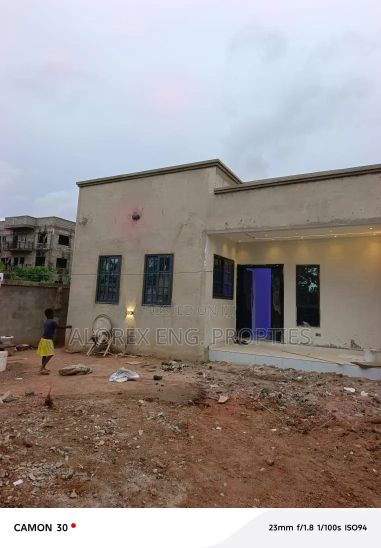 4bdrm House in Adenta, Malejor for sale