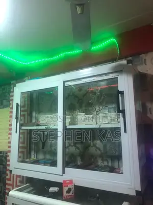 Different Sizes of Showcases