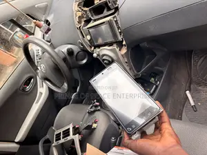 Toyota Vitz 2007 2010 Universal Touch Screen