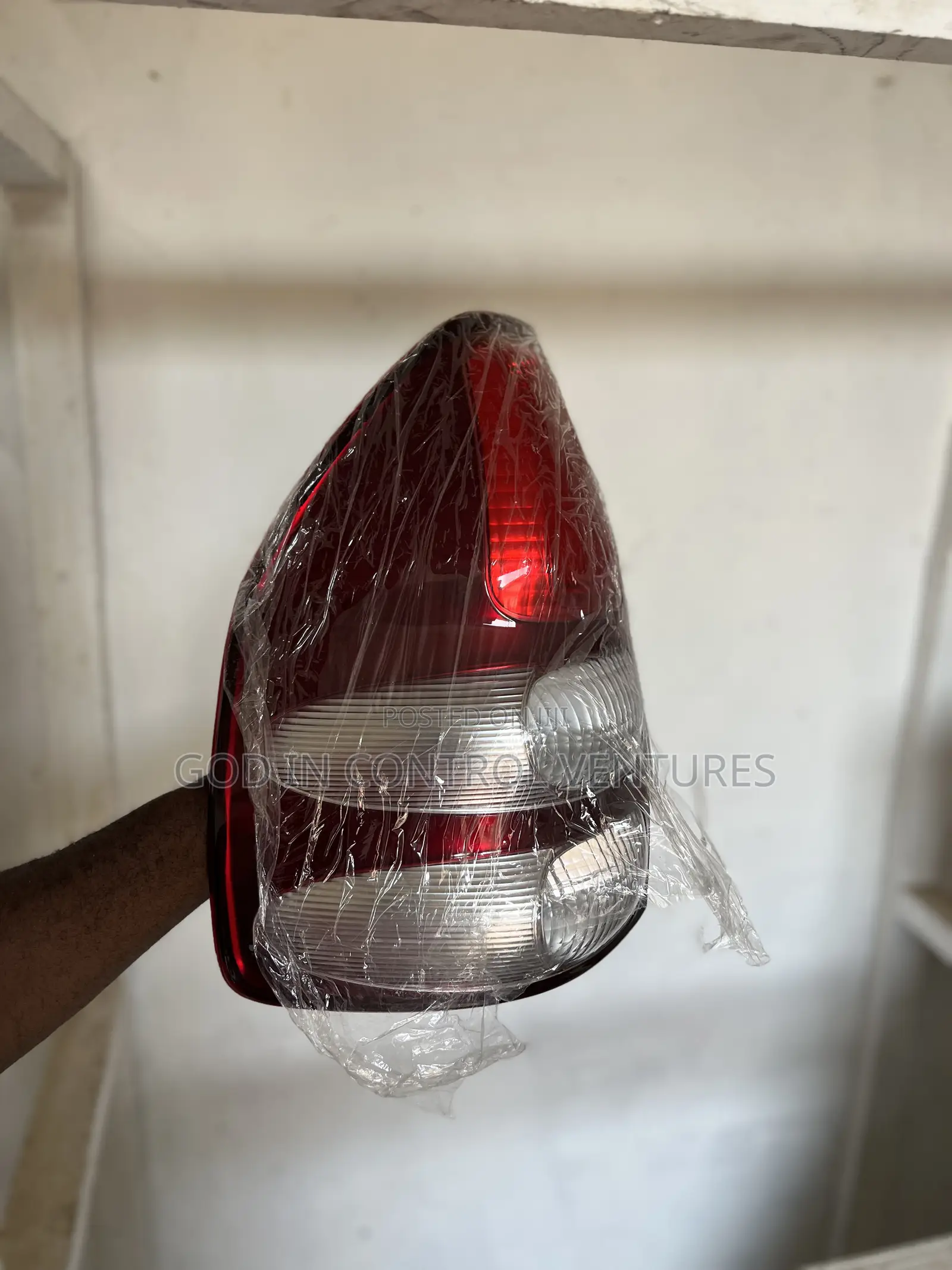 Toyota Land Cruiser Prado 2005 Tail Light