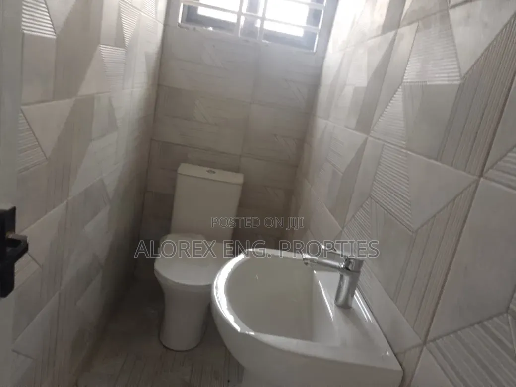 3bdrm House in Adenta $170,000, New Legon for sale