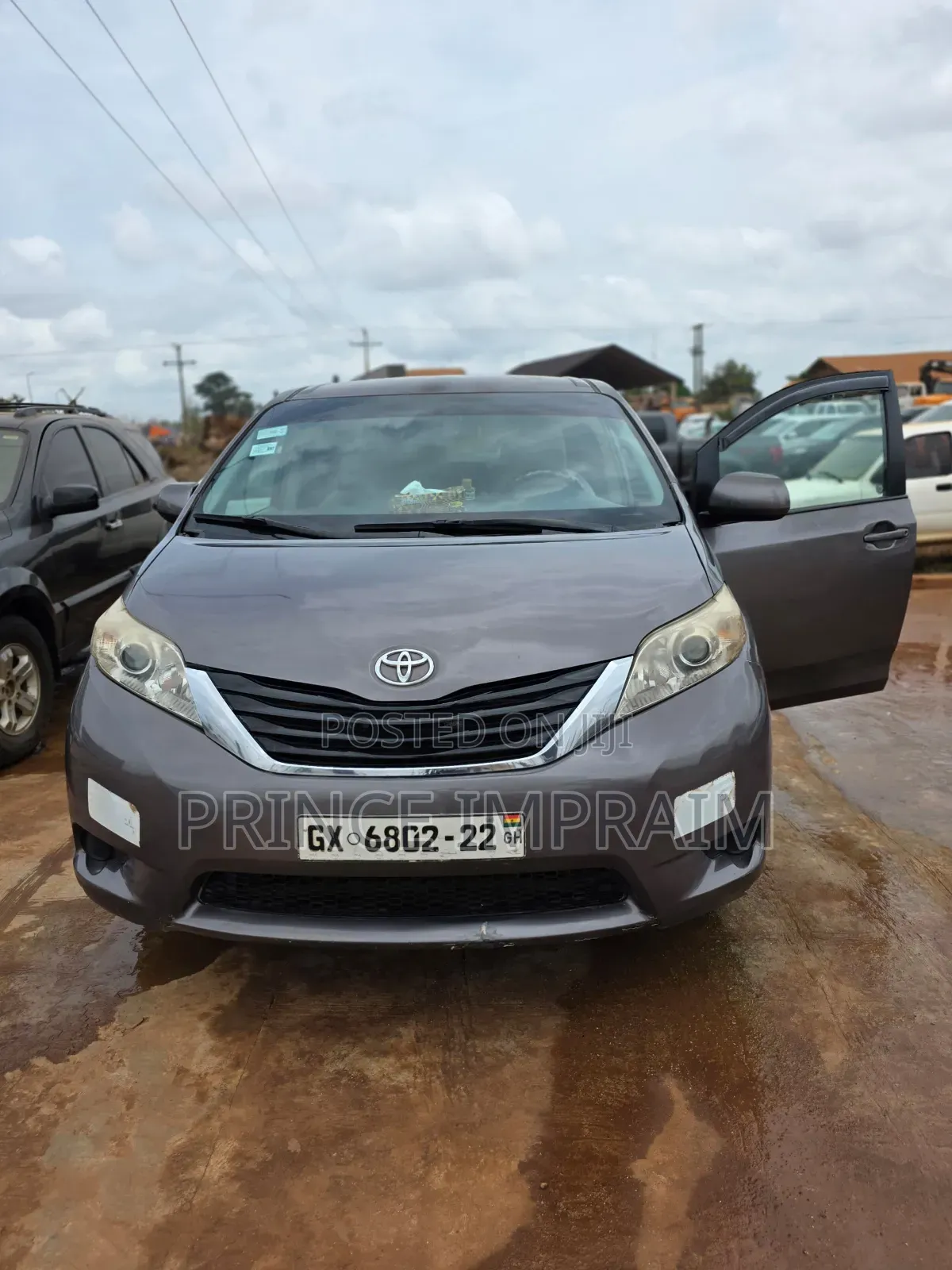 Toyota Sienna 2013 Gray