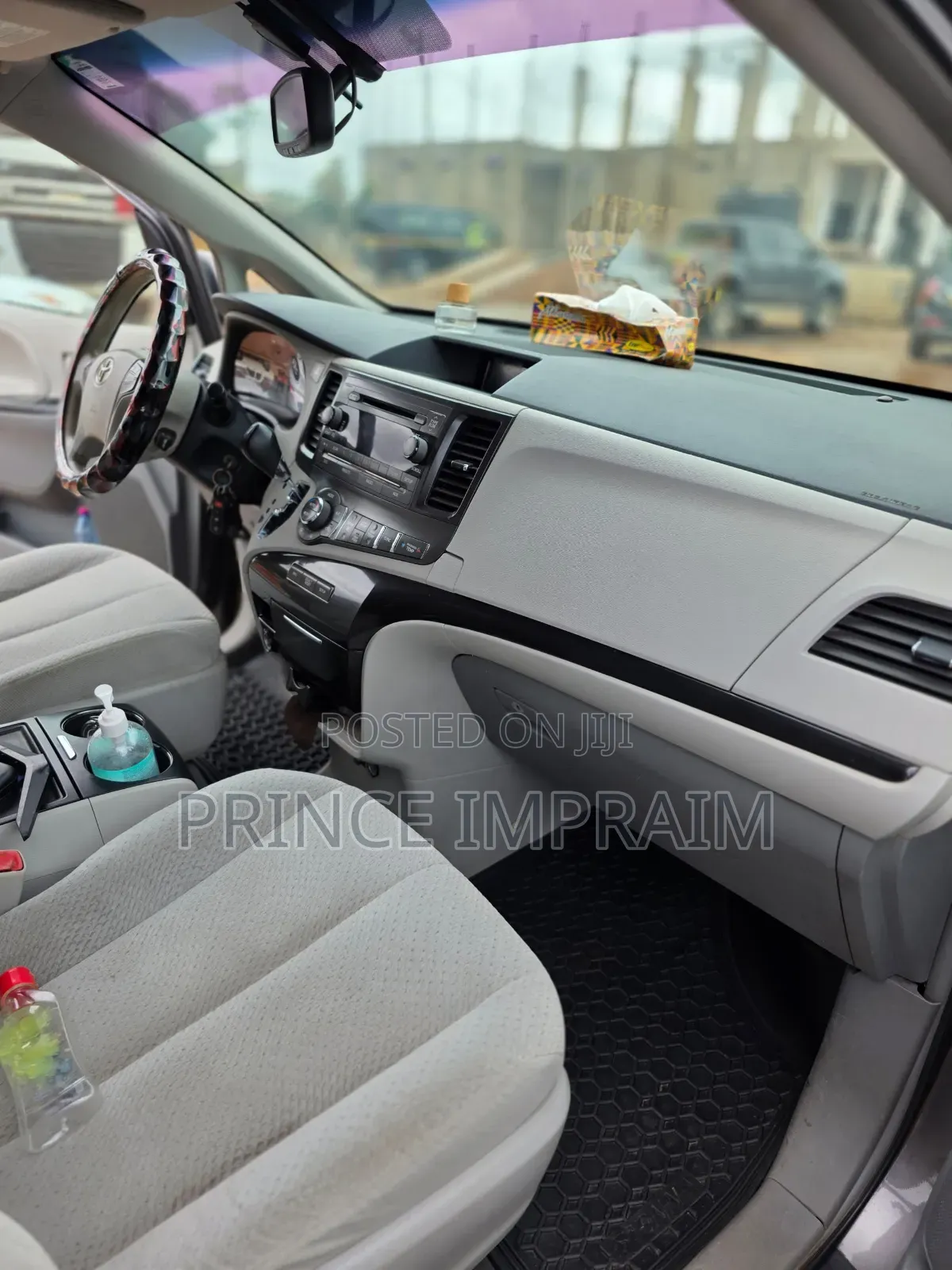 Toyota Sienna 2013 Gray